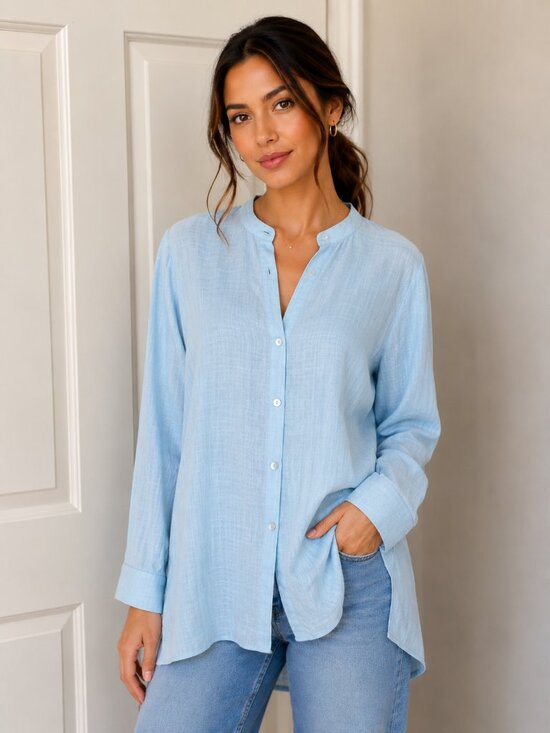 Blue Button Down Shirt With Classic Collar And Long Sleeves Size M